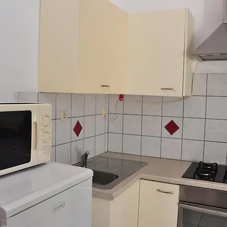 Livia Apartment Lastovo